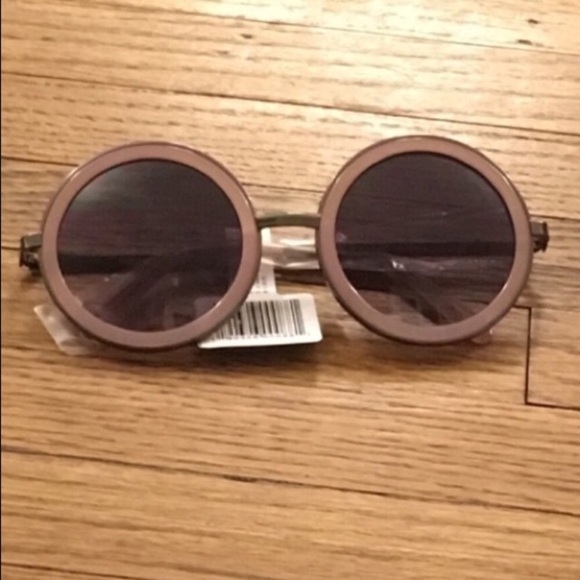 Perverse Accessories - NWT Perverse Sunglasses "Geek Chic" Lucite Round Oversized Frames Blush Chrome